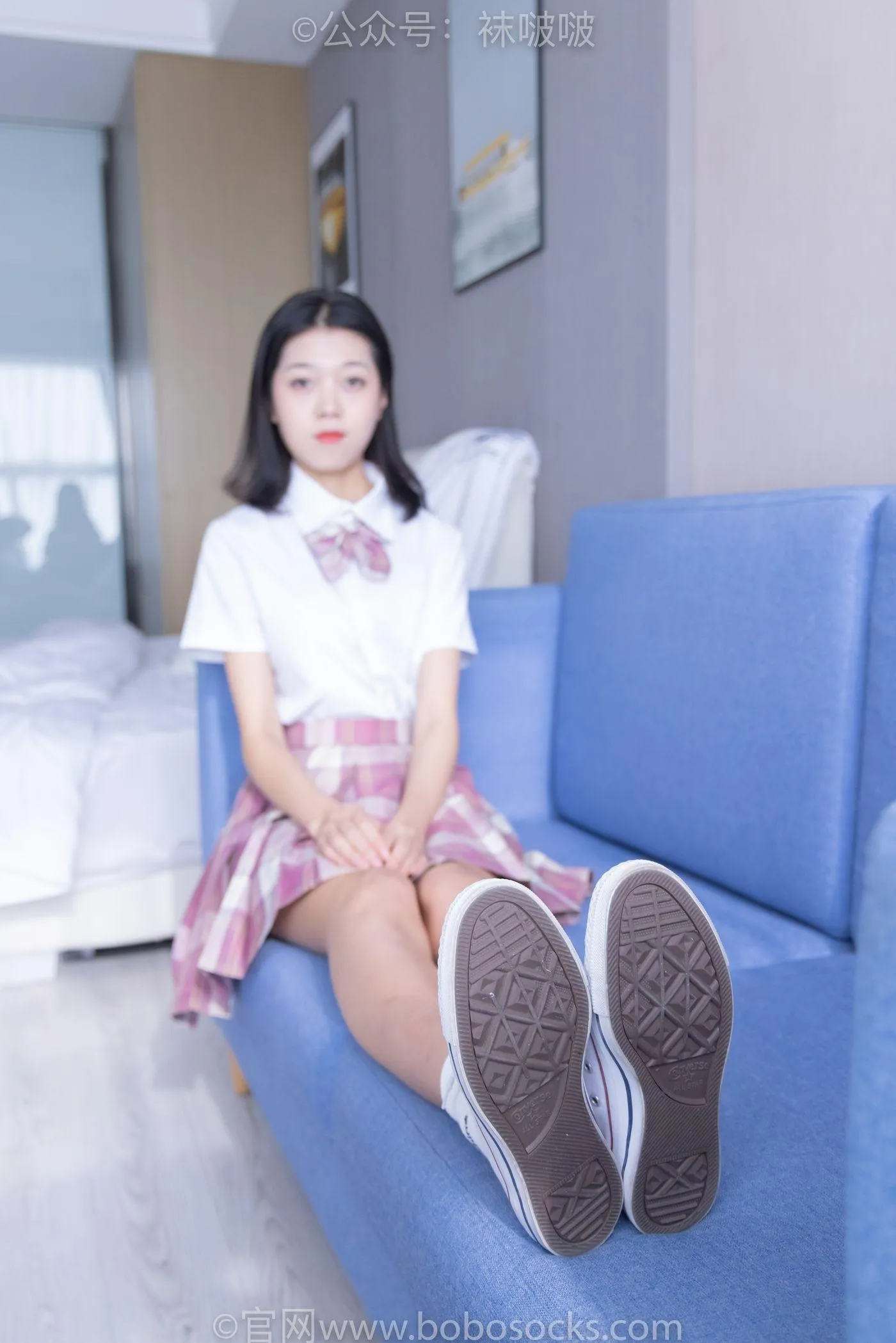 [BoBoSocks袜啵啵]NO.052 瑶瑶-JK制服、帆布鞋、白棉袜、裸足 [133P]插图2
